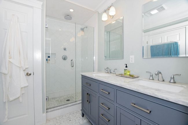 APT-4 - 324 Front St, House other with 2 bedrooms, 2 bathrooms and 2 parking in Marion MA | Image 26