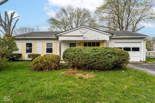 4114 Eisenhower Dr, Indianapolis, IN, 46254-2843 | Card Image