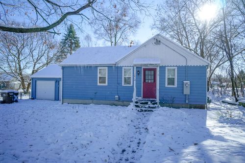 1014 Center St, South Beloit, IL, 61080-1262 | Card Image