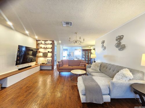 502-7738 Chambers Rd, San Antonio, TX, 78229-2662 | Card Image