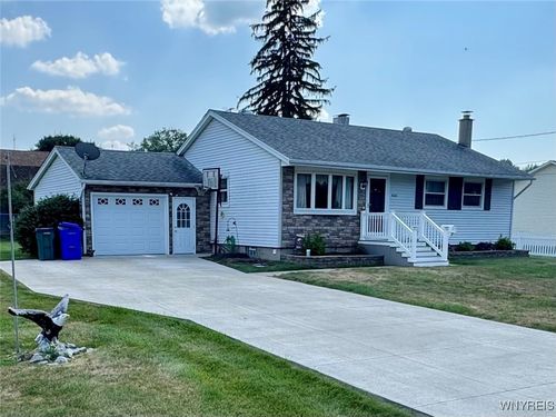 6160 Karen Ave, Newfane, NY, 14108-1111 | Card Image