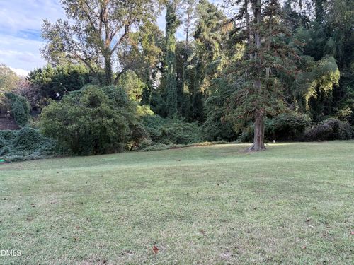 2704 Manning Pl, Raleigh, NC, 27608-1152 | Card Image