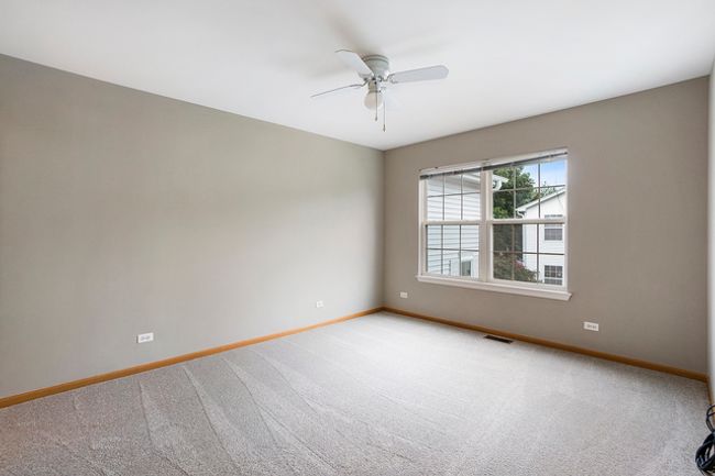 2583 - 2583 Dickens Ct, House attached with 2 bedrooms, 2 bathrooms and 1 parking in Aurora IL | Image 12