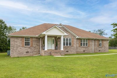 102 Sterling Place, House other with 3 bedrooms, 3 bathrooms and null parking in Athens AL | Image 2