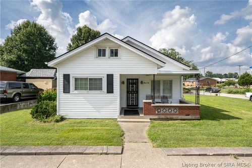 310 W Daisy Lane, New Albany, IN, 47150 | Card Image