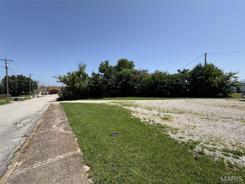 4 S Tower St, Salem, MO, 65560 | Card Image