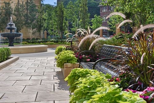 n1604-2550 N Lakeview Avenue, Chicago, IL, 60614 | Card Image