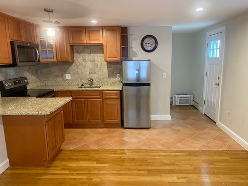 25-25 Highland Ter, Needham, MA, 02494-3013 | Card Image