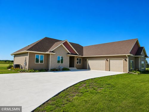 30061 Ashby Ct, Northfield, MN, 55057-4595 | Card Image