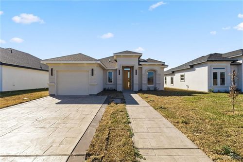 417 Serg Loop, Alamo, TX, 78516-7285 | Card Image