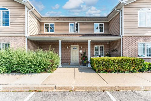 7-222 Steel St, Barrie, ON, L4M2G9 | Card Image