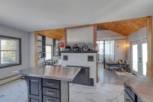 29 Vans Ter, Lake Katrine, NY, 12449-5206 | Card Image