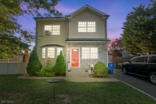 25 Livingston Ave, Avenel, NJ, 07001-1441 | Card Image