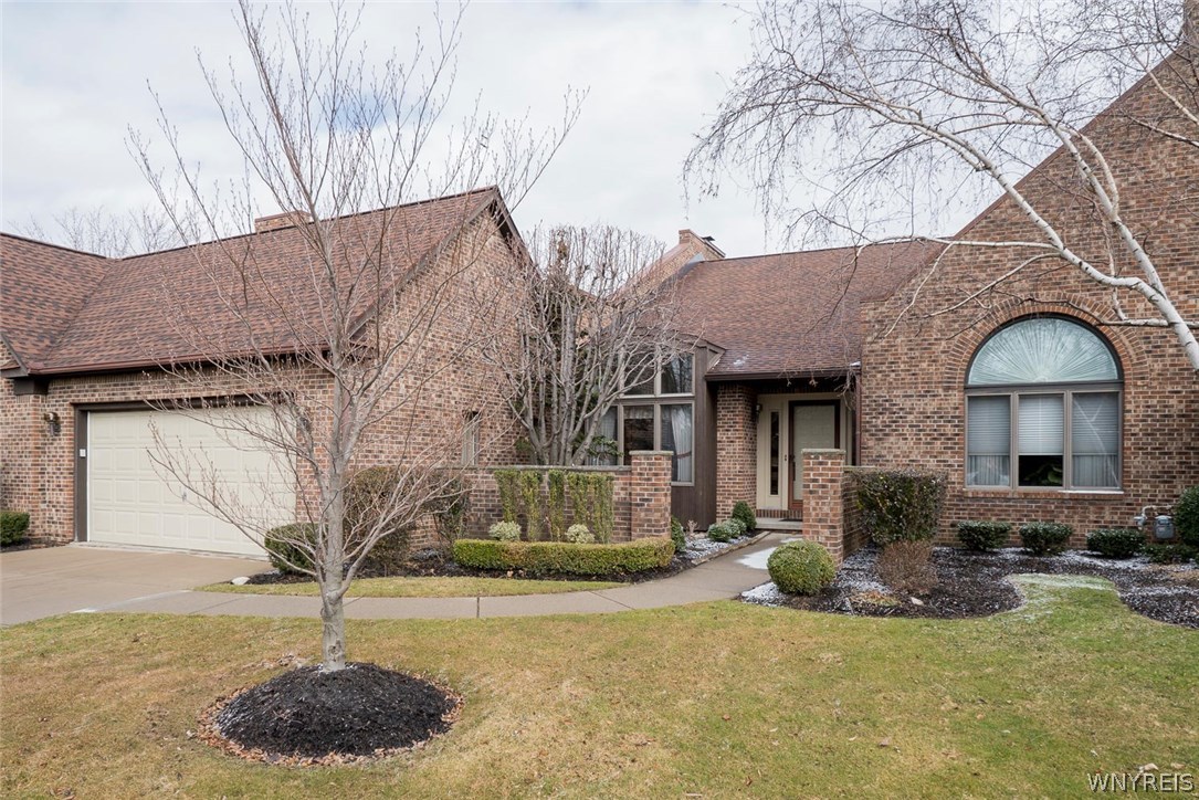 32 Hidden Ridge Common, Sold in Amherst Zoocasa