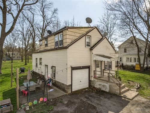8521 Sheridan Dr, Buffalo, NY, 14221-6209 | Card Image