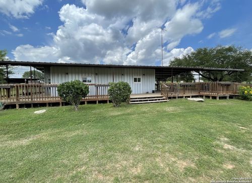 10581 Fm 2200 S, Yancey, TX, 78886-2200 | Card Image