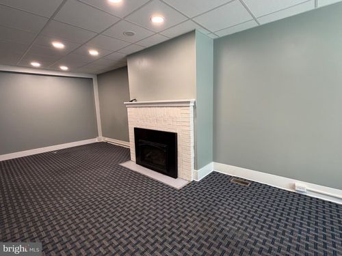 110 Valley St, LEWISTOWN, PA, 17044-1853 | Card Image
