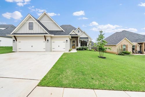 8732 Beechgrove Dr, Arcadia, OK, 73007-7594 | Card Image