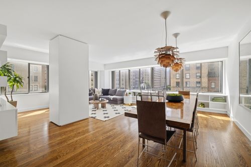 5b-900 Park Avenue, New York City, NY, 10075 | Card Image