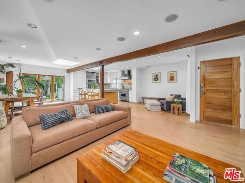 7844 Stewart Avenue, Los Angeles, CA, 90045 | Card Image
