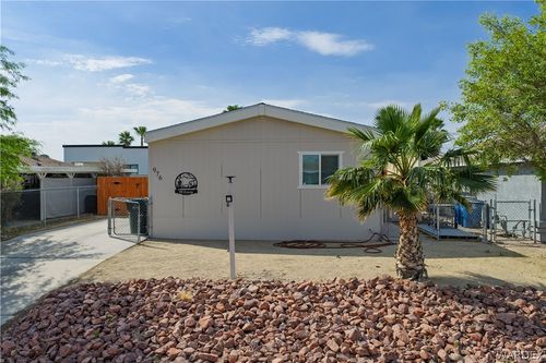 976 Citrus St, Bullhead City, AZ, 86442-6507 | Card Image