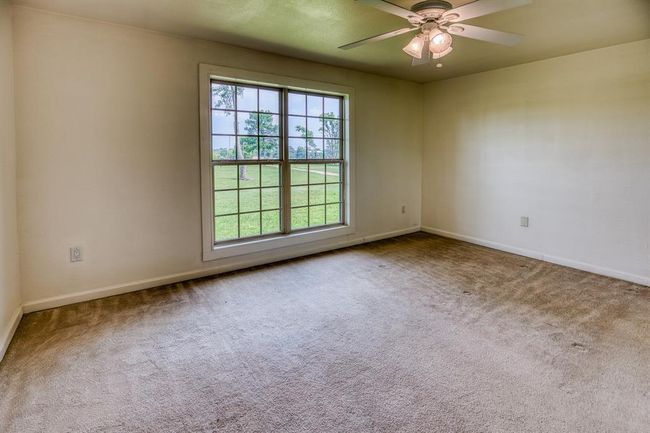 2799 Highway 21 E, House other with 3 bedrooms, 2 bathrooms and null parking in Paige TX | Image 16