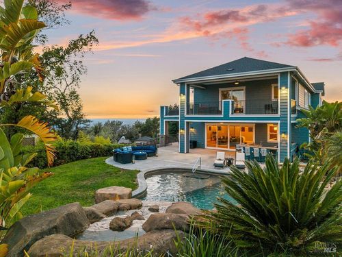 3882 Royal Manor Pl, Santa Rosa, CA, 95404-7654 | Card Image