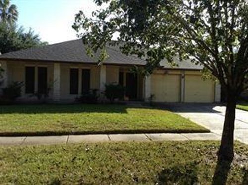 13719 Rocky Bluff Dr, Houston, TX, 77085-1335 | Card Image