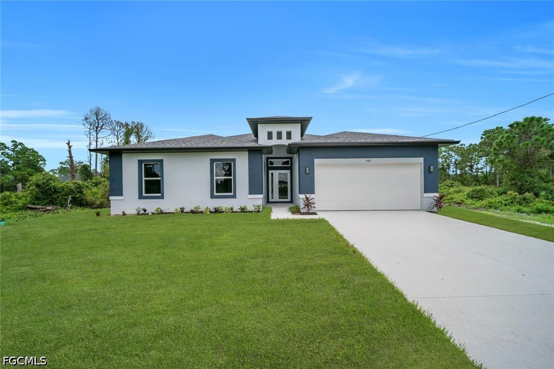 Residential Lease in Lehigh Acres