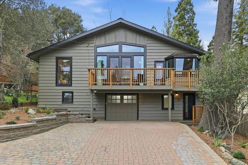 16 Tynan Way, Portola Valley, CA, 94028-7220 | Card Image