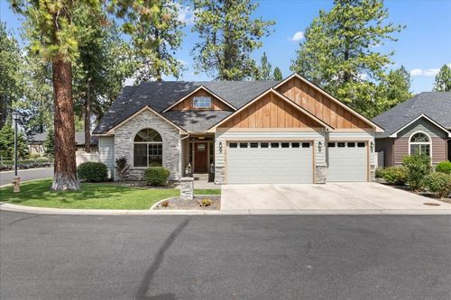 10715 E 39th Ln, Spokane Valley, WA, 99206-5284 | Card Image