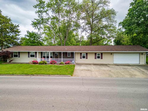 1103 W Boone St, Salem, IL, 62881-1130 | Card Image