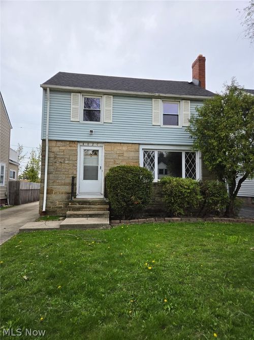 4021 Bushnell Rd, University Heights, OH, 44118-3305 | Card Image