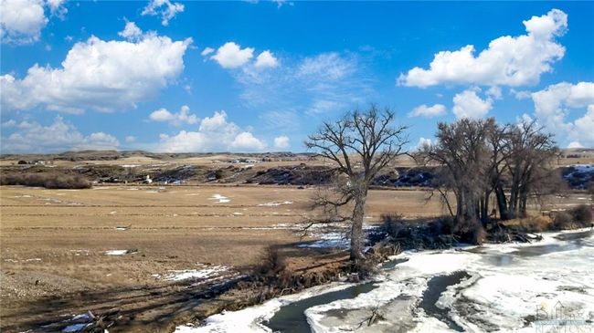Drone shot of the river and part of the property. Open, beautiful and amazing views. | Image 18