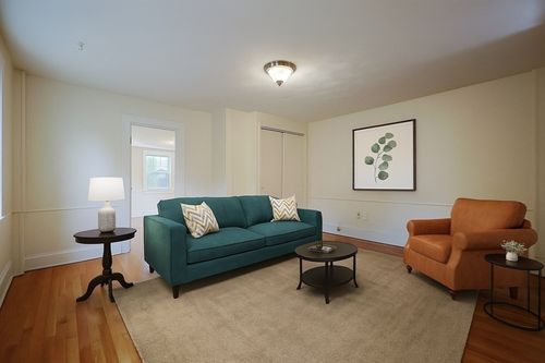 16-16 Beacon Pl, Melrose, MA, 02176-3912 | Card Image