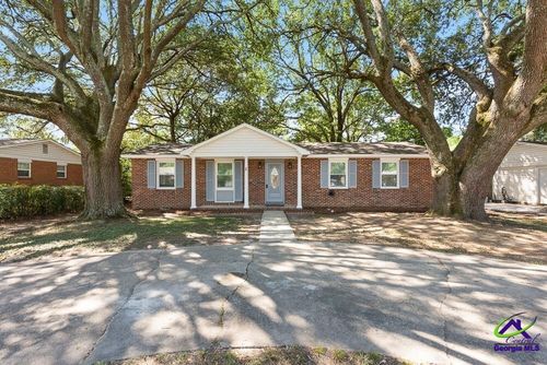 114 Karen Dr, Warner Robins, GA, 31088-5581 | Card Image
