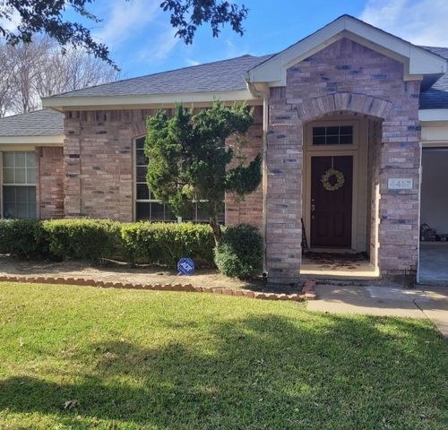 4457 Harpers Ferry Dr, Grand Prairie, TX, 75052-1627 | Card Image