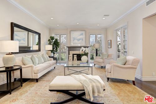204-10112 Empyrean Way, LOS ANGELES, CA, 90067-3819 | Card Image