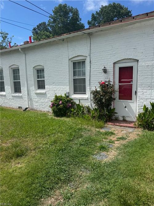 4-2424 Piedmont Ave, Portsmouth, VA, 23704-6311 | Card Image