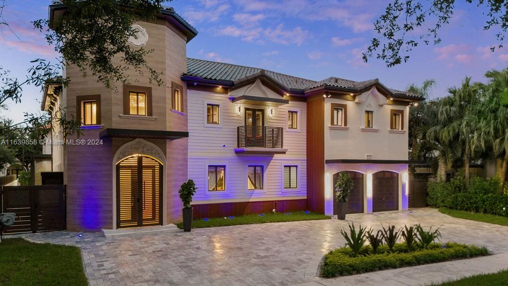 165th St, Miami Lakes, FL 33016