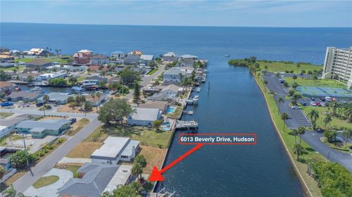 6013 Beverly Dr, HUDSON, FL, 34667-1507 | Card Image