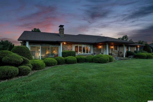 630 Spring Lake Dr, Quincy, IL, 62305-6038 | Card Image
