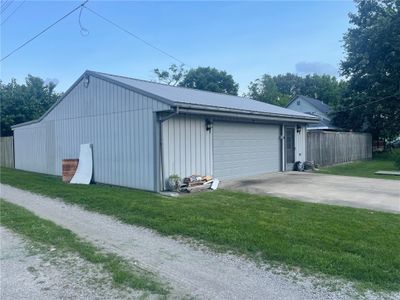 2720 Champaign Avenue, House other with 3 bedrooms, 1 bathrooms and null parking in Mattoon IL | Image 3