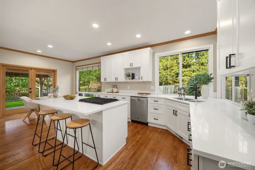 27706 Manion Way Ne, Duvall, WA, 98019-8558 | Card Image