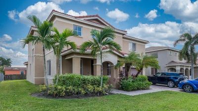 1330 Nw 204th St, House other with 3 bedrooms, 2 bathrooms and null parking in Miami Gardens FL | Image 1