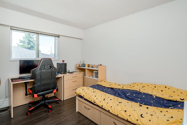 6074 Sherbrooke St, House other with 6 bedrooms, 4 bathrooms and 2 parking in Vancouver BC | Image 20