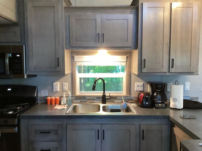 Modern spacious kitchen | Image 22