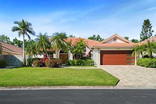 772 Live Oak Ter Ne, ST PETERSBURG, FL, 33703-3167 | Card Image
