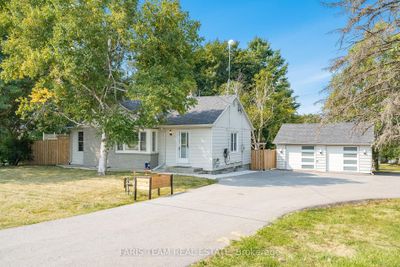 7170 Highway 9, House other with 3 bedrooms, 2 bathrooms and 8 parking in New Tecumseth ON | Image 3