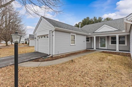 unit-5d-16 Clover Dr, Essex, VT, 05452-2255 | Card Image